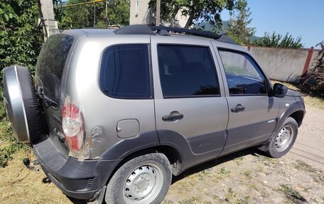 Chevrolet Niva I рестайлинг, 2013 год, 520 000 рублей, 2 фотография