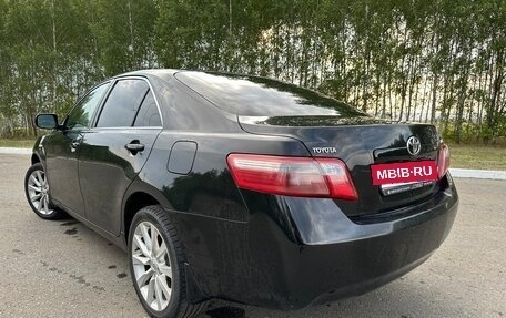 Toyota Camry, 2007 год, 950 000 рублей, 4 фотография