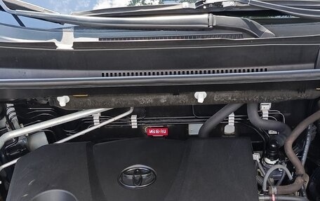 Toyota RAV4, 2019 год, 2 850 000 рублей, 12 фотография
