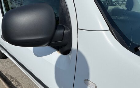 Renault Kangoo II рестайлинг, 2013 год, 1 100 000 рублей, 17 фотография