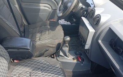 Renault Logan I, 2005 год, 215 000 рублей, 1 фотография