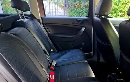 Skoda Yeti I рестайлинг, 2014 год, 1 380 000 рублей, 10 фотография