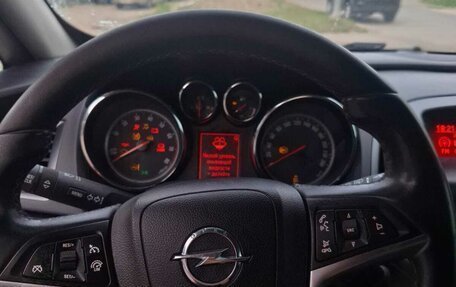 Opel Astra J, 2011 год, 1 050 000 рублей, 17 фотография