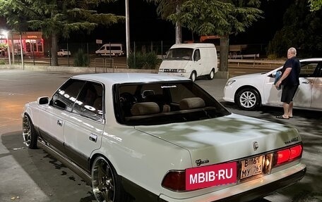 Toyota Mark II VIII (X100), 1990 год, 910 000 рублей, 2 фотография