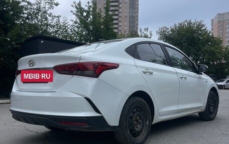 Hyundai Solaris II рестайлинг, 2020 год, 965 000 рублей, 3 фотография