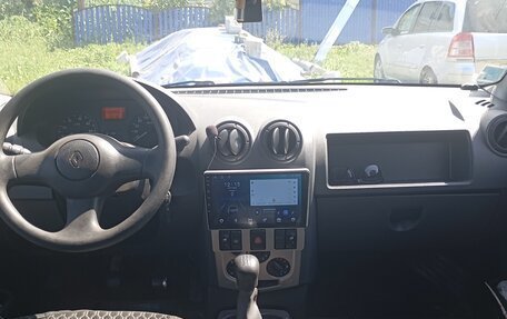 Renault Logan I, 2005 год, 215 000 рублей, 2 фотография