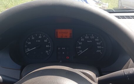 Renault Logan I, 2005 год, 215 000 рублей, 4 фотография