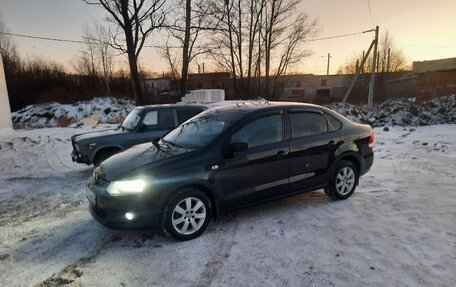 Volkswagen Polo VI (EU Market), 2012 год, 800 000 рублей, 4 фотография