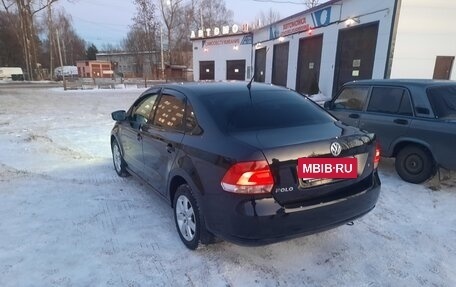 Volkswagen Polo VI (EU Market), 2012 год, 800 000 рублей, 2 фотография