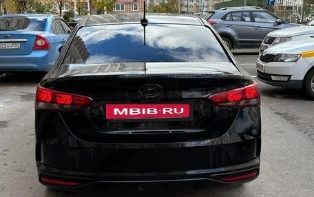 Hyundai Solaris II рестайлинг, 2021 год, 1 350 000 рублей, 3 фотография