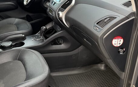 Hyundai ix35 I рестайлинг, 2013 год, 1 300 000 рублей, 23 фотография
