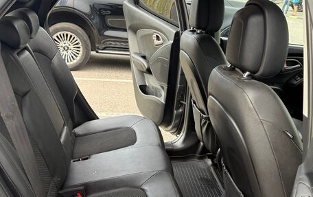 Hyundai ix35 I рестайлинг, 2013 год, 1 300 000 рублей, 25 фотография