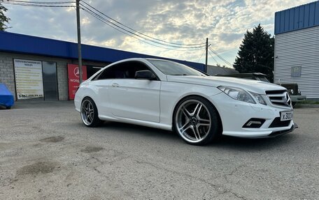 Mercedes-Benz E-Класс, 2012 год, 2 470 000 рублей, 3 фотография