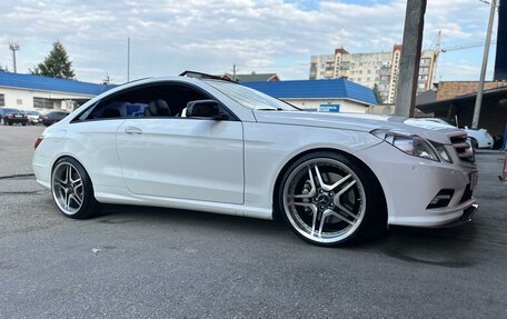 Mercedes-Benz E-Класс, 2012 год, 2 470 000 рублей, 9 фотография