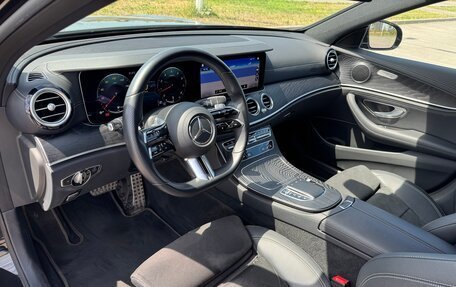 Mercedes-Benz E-Класс, 2021 год, 5 950 000 рублей, 9 фотография