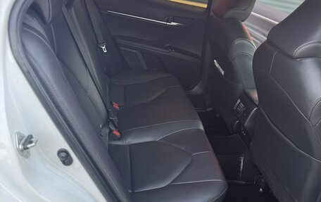 Toyota Camry, 2018 год, 2 200 000 рублей, 24 фотография
