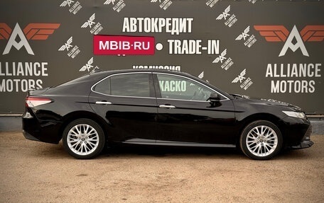 Toyota Camry, 2019 год, 2 595 000 рублей, 5 фотография