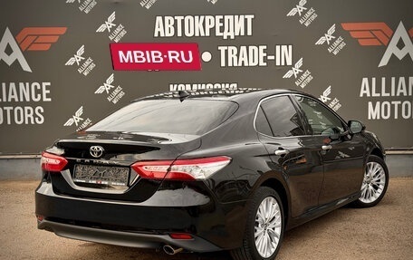 Toyota Camry, 2019 год, 2 595 000 рублей, 4 фотография