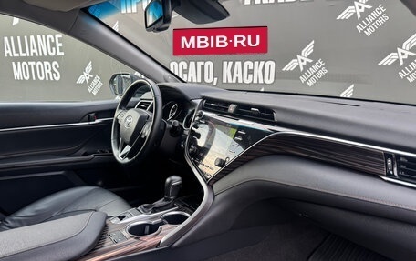 Toyota Camry, 2019 год, 2 595 000 рублей, 22 фотография
