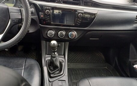 Toyota Corolla, 2013 год, 1 500 000 рублей, 12 фотография
