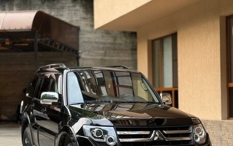 Mitsubishi Pajero IV, 2012 год, 2 300 000 рублей, 3 фотография