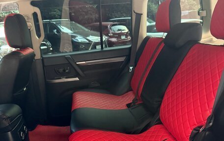 Mitsubishi Pajero IV, 2012 год, 2 300 000 рублей, 22 фотография