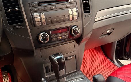 Mitsubishi Pajero IV, 2012 год, 2 300 000 рублей, 27 фотография