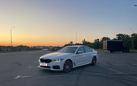 BMW 5 серия, 2019 год, 4 380 000 рублей, 2 фотография