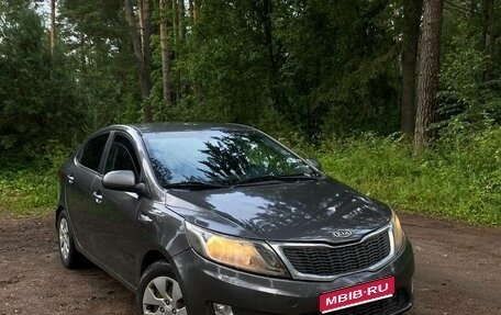 KIA Rio III рестайлинг, 2011 год, 580 000 рублей, 1 фотография