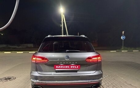 Volkswagen Touareg III, 2019 год, 3 800 000 рублей, 3 фотография