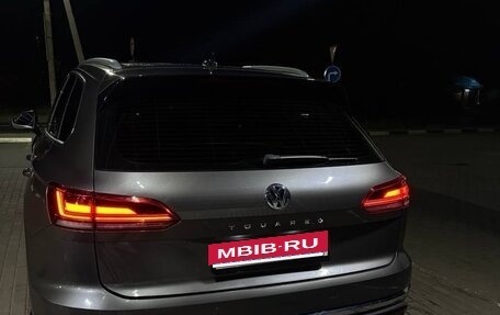 Volkswagen Touareg III, 2019 год, 3 800 000 рублей, 13 фотография