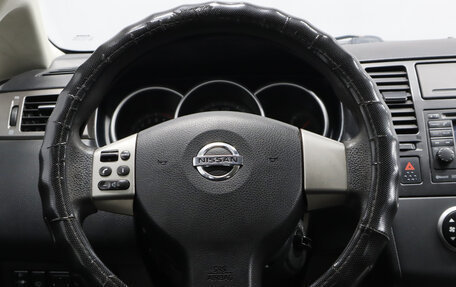 Nissan Tiida, 2010 год, 749 000 рублей, 11 фотография