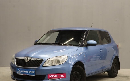 Skoda Fabia II, 2013 год, 749 000 рублей, 2 фотография