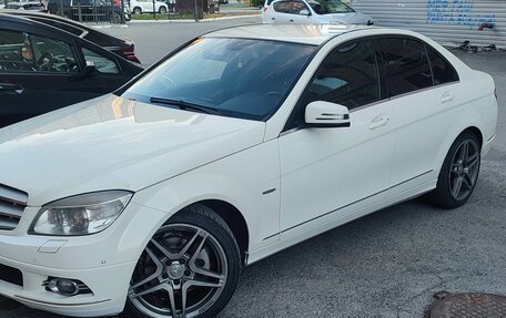 Mercedes-Benz C-Класс, 2008 год, 1 500 000 рублей, 5 фотография