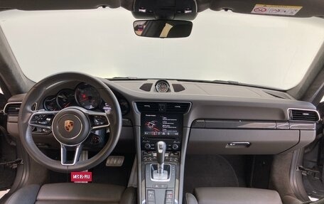 Porsche 911, 2017 год, 10 390 000 рублей, 10 фотография