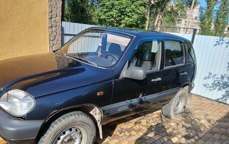 Chevrolet Niva I рестайлинг, 2006 год, 300 000 рублей, 2 фотография