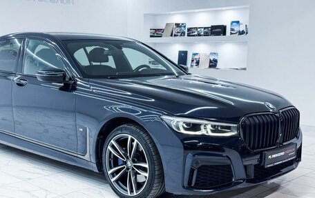 BMW 7 серия, 2019 год, 4 600 000 рублей, 6 фотография