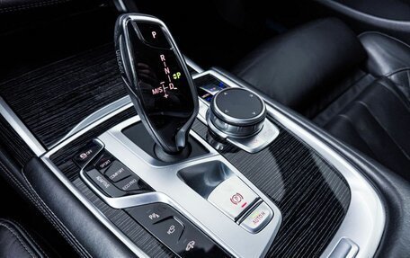 BMW 7 серия, 2019 год, 4 600 000 рублей, 22 фотография