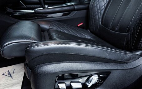 BMW 7 серия, 2019 год, 4 600 000 рублей, 27 фотография