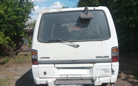 Mitsubishi Delica III, 1988 год, 370 000 рублей, 2 фотография