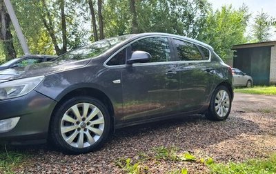 Opel Astra J, 2011 год, 499 999 рублей, 1 фотография