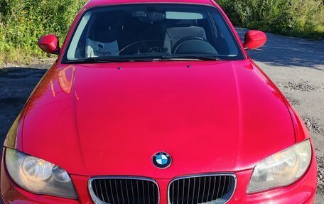 BMW 1 серия, 2011 год, 990 000 рублей, 1 фотография