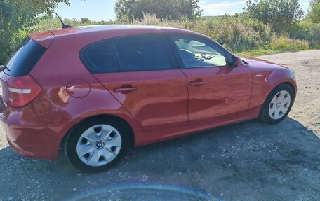 BMW 1 серия, 2011 год, 990 000 рублей, 4 фотография