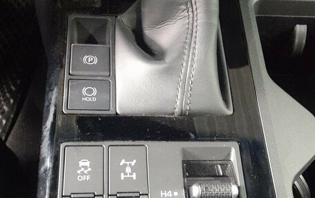 Toyota Land Cruiser Prado, 2024 год, 8 200 000 рублей, 13 фотография