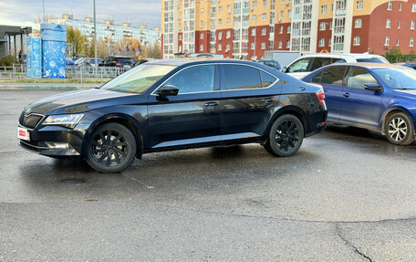 Skoda Superb III рестайлинг, 2016 год, 1 750 000 рублей, 12 фотография