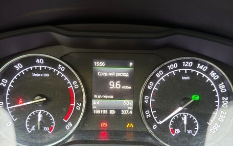 Skoda Superb III рестайлинг, 2016 год, 1 750 000 рублей, 19 фотография