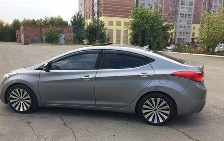 Hyundai Avante, 2011 год, 990 000 рублей, 3 фотография