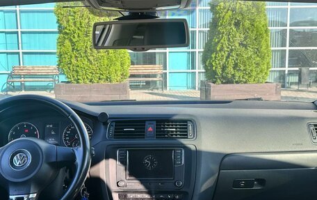 Volkswagen Jetta VI, 2013 год, 820 000 рублей, 3 фотография