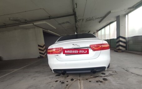 Jaguar XE I рестайлинг, 2015 год, 1 990 000 рублей, 3 фотография