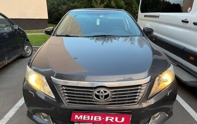 Toyota Camry, 2013 год, 950 000 рублей, 1 фотография